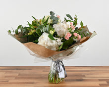 Load image into Gallery viewer, Pastel Camilla Bouquet