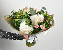 Load image into Gallery viewer, Pastel Camilla Bouquet