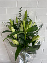 Load image into Gallery viewer, Simply Stems - 5 Long Stemmed White Lilies
