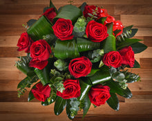 Load image into Gallery viewer, Red Rose Hatbox - Luxury Dozen
