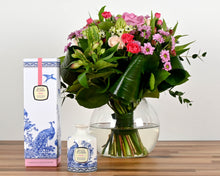 Load image into Gallery viewer, Pretty Pinks Fish Bowl Bouquet &amp; Julie Clarke Diffuser
