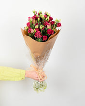 Load image into Gallery viewer, Pink Lisianthus Posy with Lindt Chocolates &amp; Non-Alcoholic Fizz
