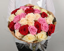 Load image into Gallery viewer, Rose Lover Bouquet
